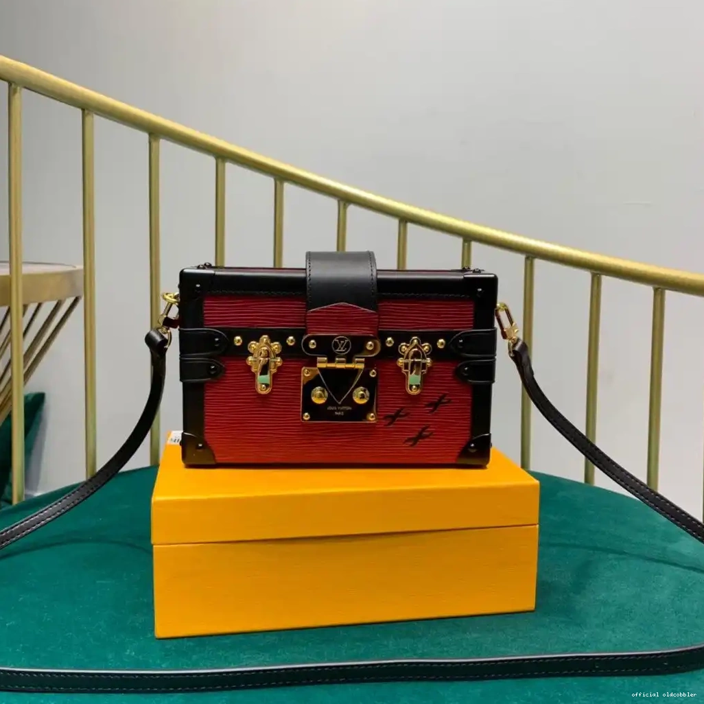 MALLE LOUIS VUITTON PETITE 0704